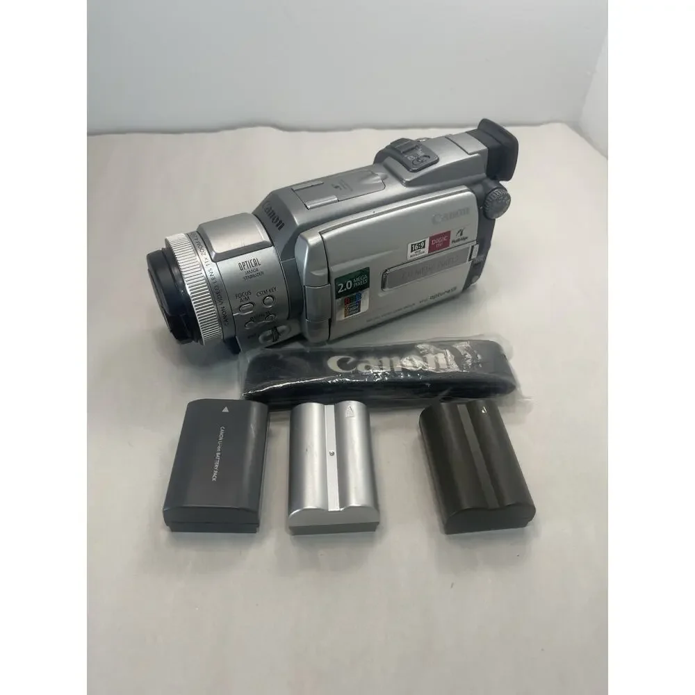 Canon Optura Xi MiniDV Digital Camcorder 220X Zoom w/ 3 Batteries Untested